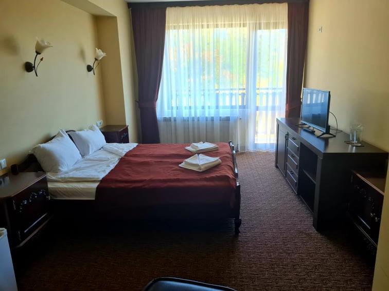 Family Hotel Bela Tryavna Ngoại thất bức ảnh